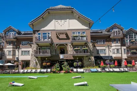 3 Bd, 4 Ba CONDO IN THE HEART OF BEAVER CREEK VLG