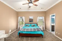 Perfect Stay in Ranch-like House with Huge Backyard! Hotels in Forney