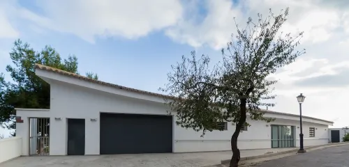 Sea View Villa with Heated Pool and Wheelchair Accessible