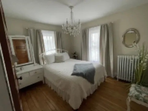 The Historic Brownstone Haus, A Downtown location for Unforgettable Gatherings