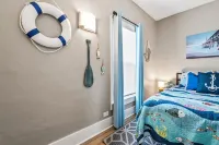 NEW-Parrot Head Haven-3BR-1BA-Themed-Bar-Patio Hotel dekat Charleston Falls Preserve