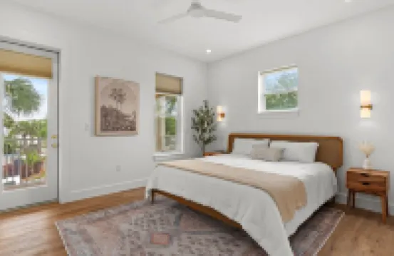 5 Min Walk to Private Beach - 2024 Remodel - Pool