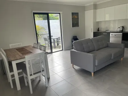 Walk to Mount Ngungun in Glasshouse Mountains