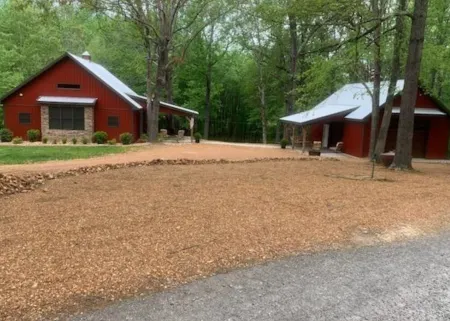 Red Cabin on Kentucky Lake.  Peaceful and pet friendly with a partial lake view.