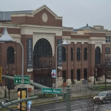 Candy Bar, Apt #8One Bedroom with Pull Out