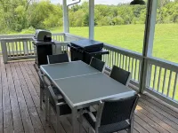 Fully custom modern four bedroom home on 13 acres with a stocked pond. Hotels in Jackson County