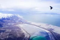 Private Cozy Alaskan Hideaway- 5 mins from lakes