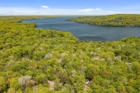 Mountain Lair in Lake Wallenpaupack w/ Firepit- Near Fall Activities