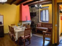 Farmhouse Florence (Complete house for 7 people) Hotels in Bonar-Cistierna