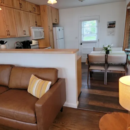 Grace Cottage - Black Hills home, centrally located in Legendary Sturgis!