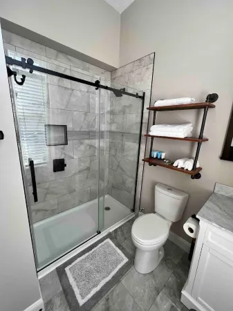 Historic Loft in Frankfort Entertainment District