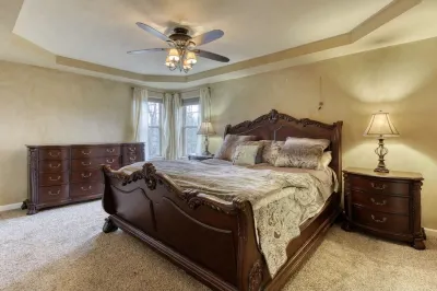 Corporate Rental-4 Bedroom House in Nashville  on End of Culdesac. Hotels near Kroger