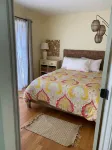 Charming Silverstrand Beach Cottage Just Steps to the Sand! - balcony