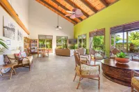 Oceanfront - Kanaloa at Kona - Newly Remodeled Hotels in Kahaluu-Keauhou