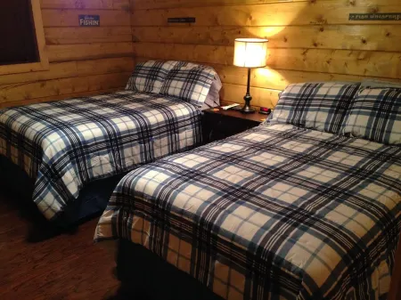 Eagles' Nest Getaway: Experience Life on the Little Missouri River