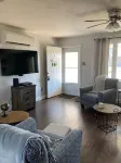 Comfy 3-Bedroom Near The Beach With A Pool & Grill