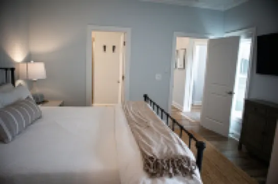 Beautiful Beau Coast Home w/ Pool, Bikes, EV Charger & Dock Access Hotels in Beaufort