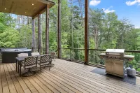 Serenity@Overlook - Modern Lux Cabin in the Blue Ridge Mountains! NEW Hot Tub! Hotel a Fannin County