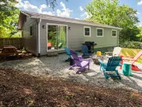 New! Cozy Mountain Retreat Near Pisgah Forest & DownTwn. Pet Friendly/Game Room! Hotels in Brevard