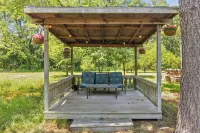 Cheerful Retreat on 8 acres