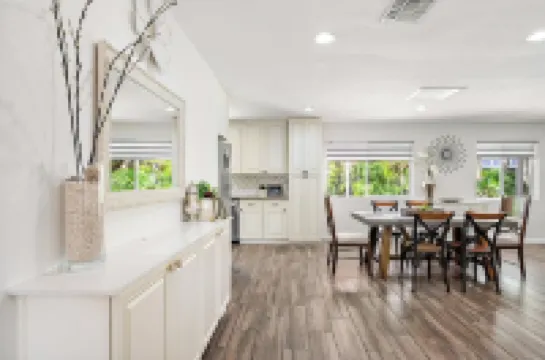 Gilbert Home, Walk to Downtown, Restaurants, Nightlife 10+ location!