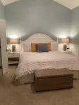 Lakeview Penthouse 406 3Br/2.5Bath  30ft. Private Balcony, 2 Person Jacuzzi Tub Hotels near Fascination