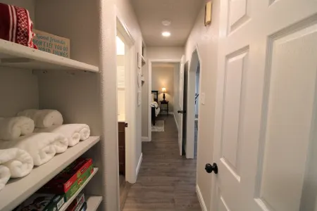 20 Min to Red Rocks, Free RV Parking, Private Home, Dogs Are Welcome. Great Loc Отели рядом с достопримечательностью «Парк Хоскинсон»