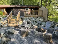Walk to Beach - Pet friendly Cabin w/ Workspace