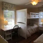Elegant Cottage on 600 Acre Horse & Livestock Farm Hotels in Orange County