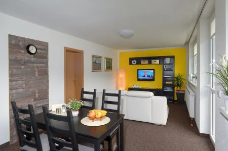 Elbe-2-Resort Directly on the Elbe Отели рядом с достопримечательностью «Personenaufzug Bad Schandau»