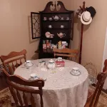 LA BELLE MAISON - Beautiful 1850 Historical home just across from Lions Park!