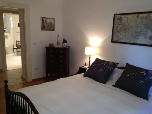 Zentrumsnahe Ferienwohnung in der "villa Hortensia"