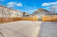 Downtown Dream: Modern Comfort Hotels in East End