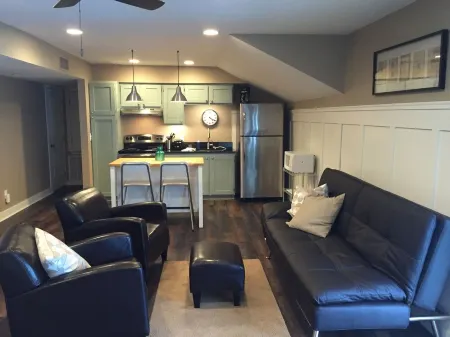 Fresh bed and fresh bread in beautiful studio! Отели в г. Меса