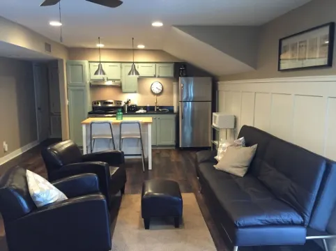 Fresh bed and fresh bread in beautiful studio!