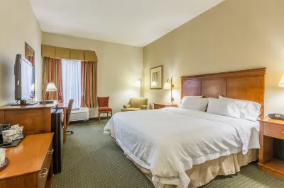 Hampton Inn Sidney Hotels near Tawawa Park