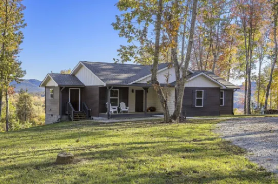 Maple Ridge - Ridge Road Scenic Cabins - Brimstone Recreation and Big South Fork
