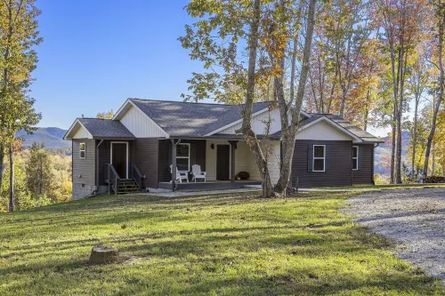 Maple Ridge - Ridge Road Scenic Cabins - Brimstone Recreation and Big South Fork