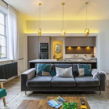 Stunning, stylish, huge 2 floor Georgian apartment