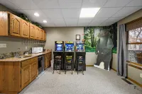 WinterFest! Near Pkwy, Hot Tub, Grill, Arcade