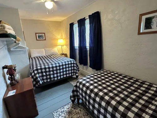 Near Hurley, On the Trail, Large Parking Area, Dog Friendly -The Cary Mine House