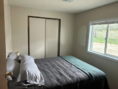 Cozy Quiet Home on Sage Creek