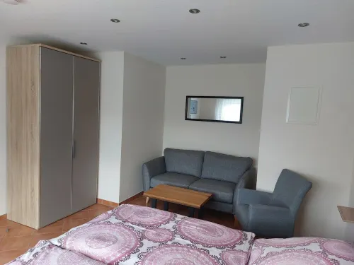 near the dyke (30m) and green beach, sea water swimming pool - Wifi