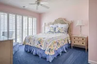 ☆Oceanfront Serenity☆ Private Pool & Beach Walkway