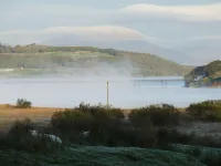 SNOWDONIA LOG CABIN RETREAT. 4/6 BERTH FAMILY/PET FRIENDLY. MOUNTAIN VIEWS