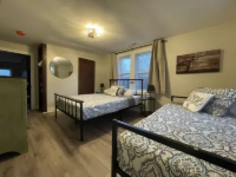 The Oak at Windrock- cozy farmhouse on 2 acres