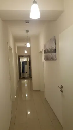 Large modern 106m² large apartment in Friedrichshafen-Berg Отели рядом с достопримечательностью «Бодензе»