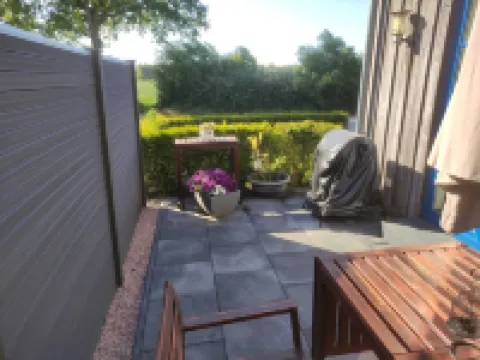 Cozy Vacation Apartment with Bicycle Garage Just 6 km from the Beach