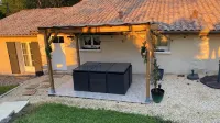 Gîte au Calme Sans Vis-à-vis Avec Grande Piscine Privative