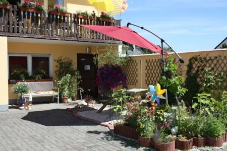 Newly renovated apartment "Mohnbrise"